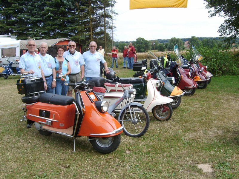 auf dem Platz in Holzerode