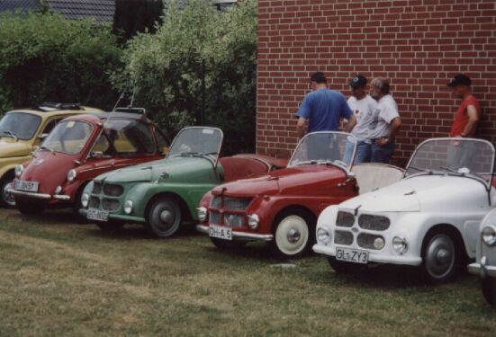 Roller- und Kleinwagentreffen in Nienburg 2003